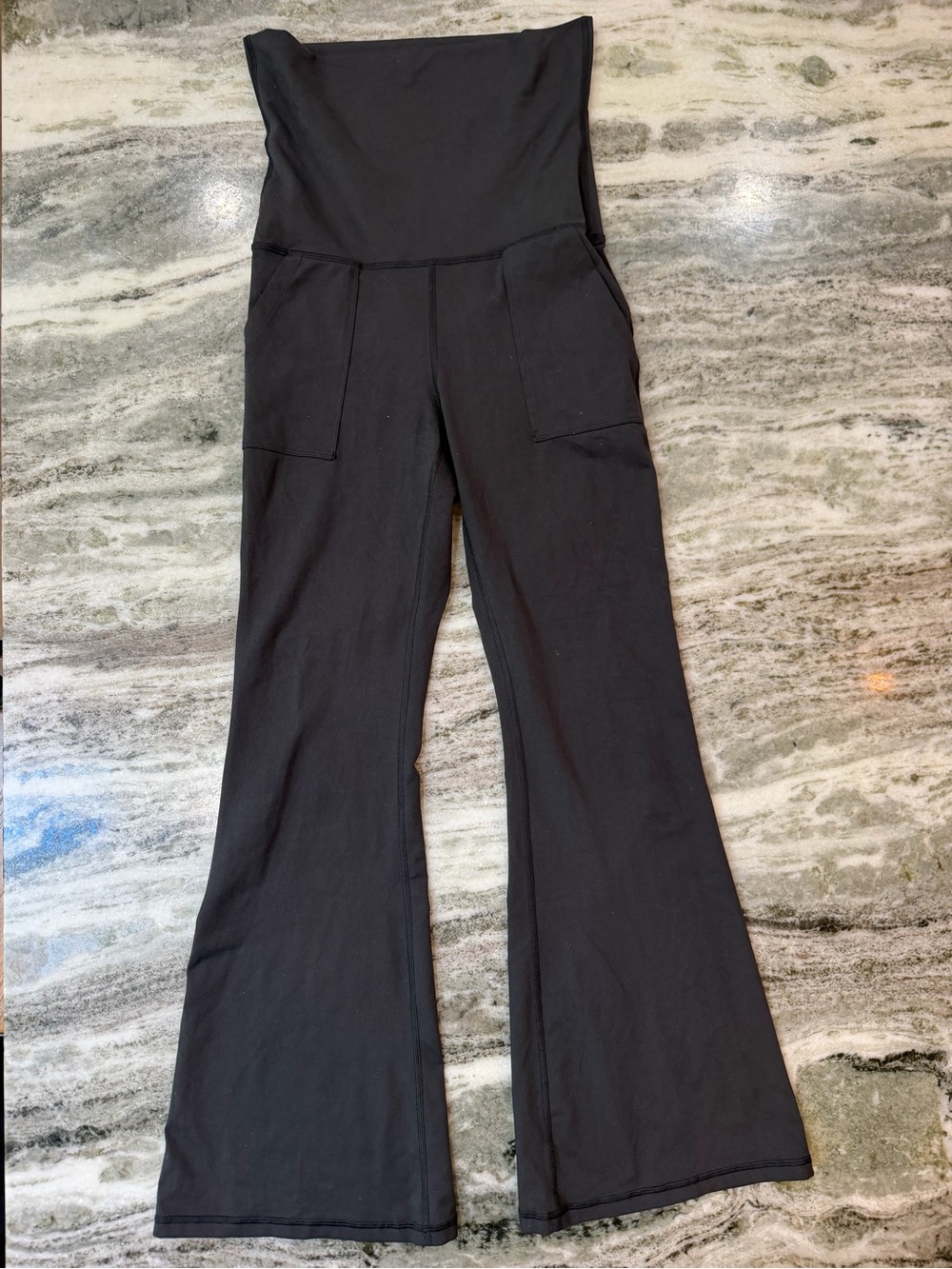 Aerie Offline Fold Over Waist Black Flare Pants
“The Hugger”